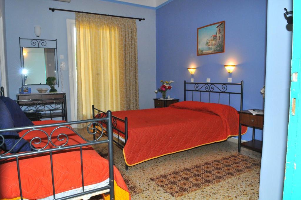 Oasis Hotel Theodoros & Litsa Galaris Agia Marina  Room photo