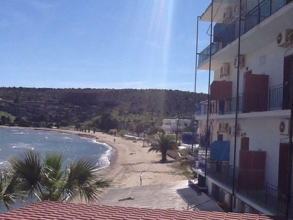 Oasis Hotel Theodoros & Litsa Galaris Agia Marina  Exterior photo